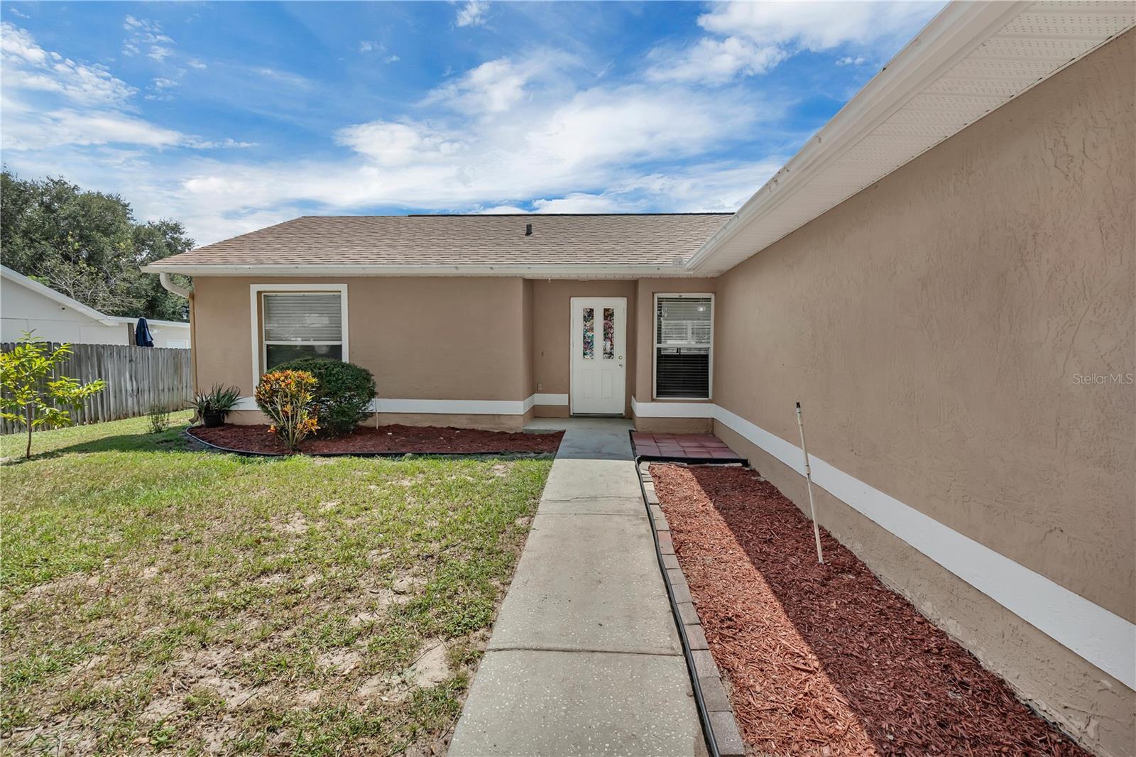 Image 2 of 46 For 10637 Crescendo Loop