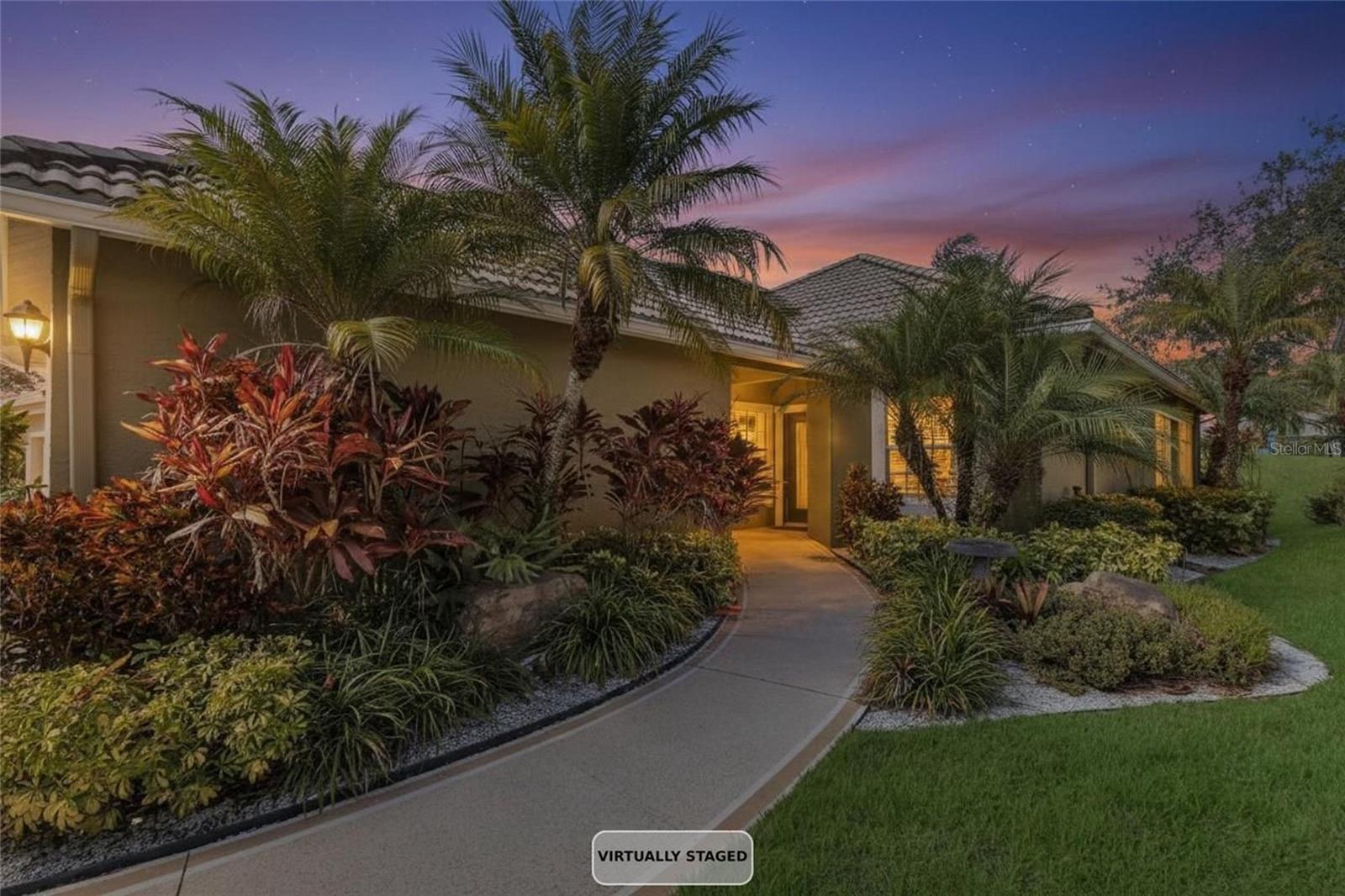 Image 5 of 46 For 9008 Heathland Court