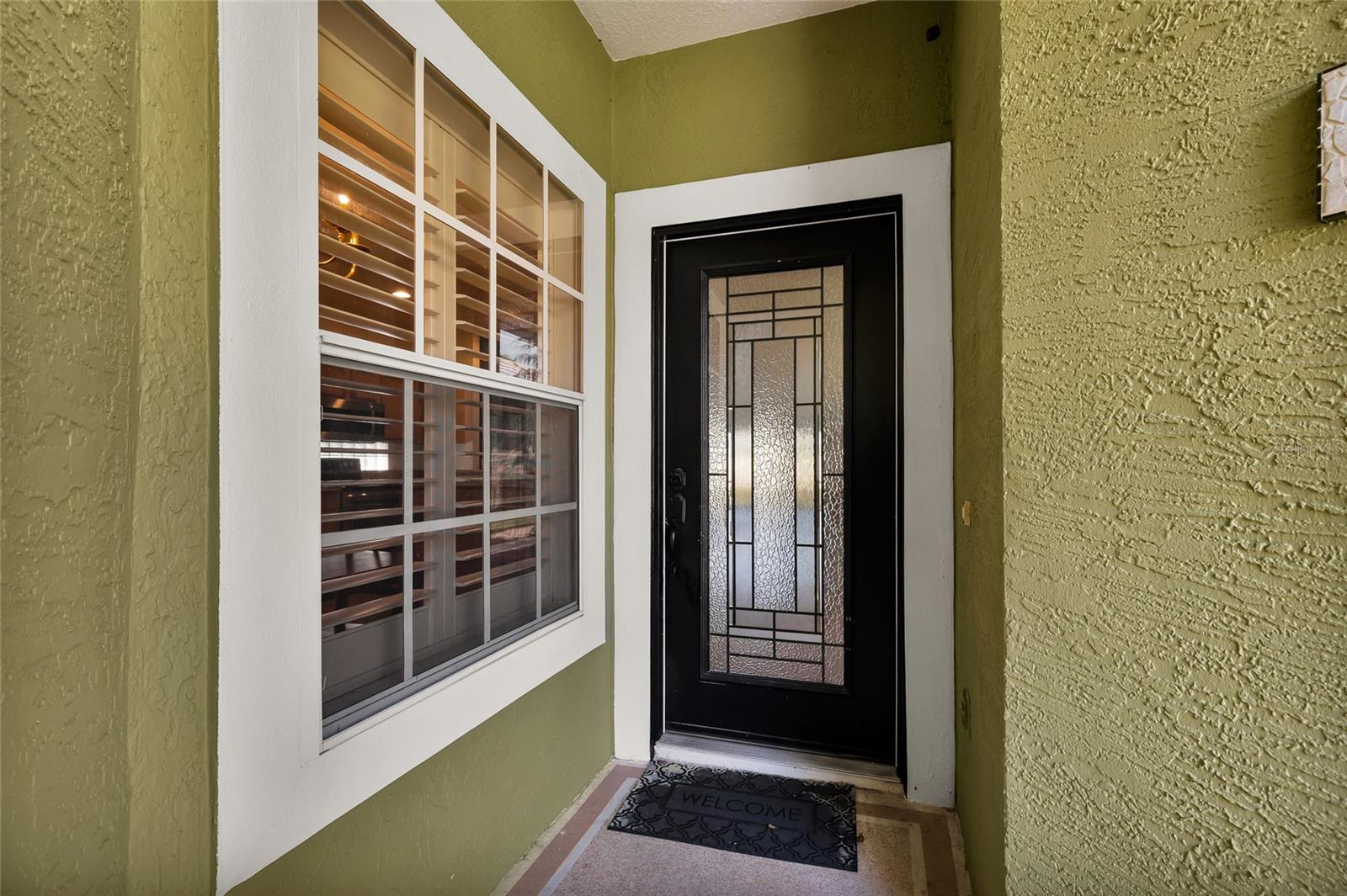 Image 6 of 46 For 9008 Heathland Court