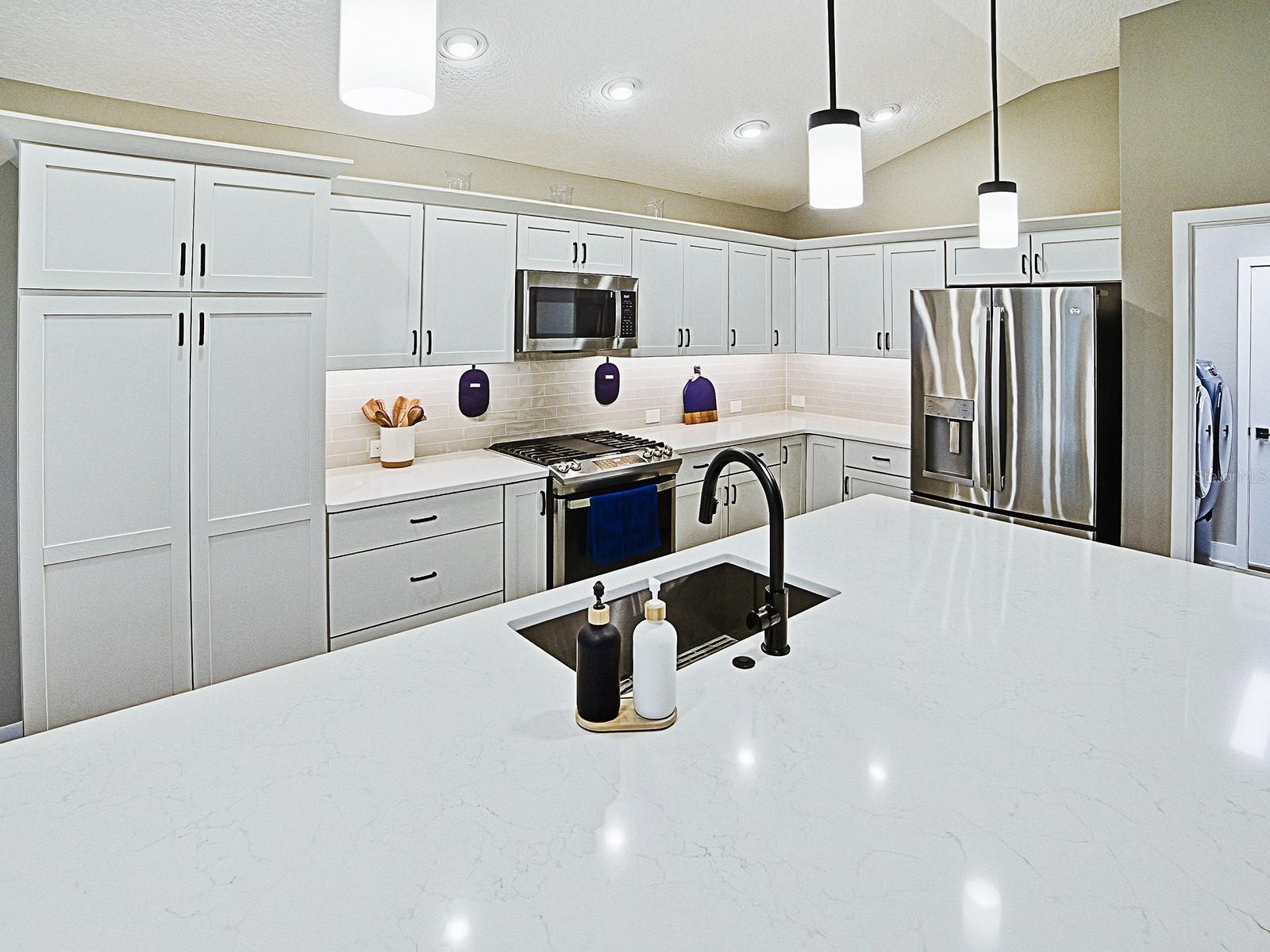 Image 10 of 59 For 7778 Brian Etheredge Way