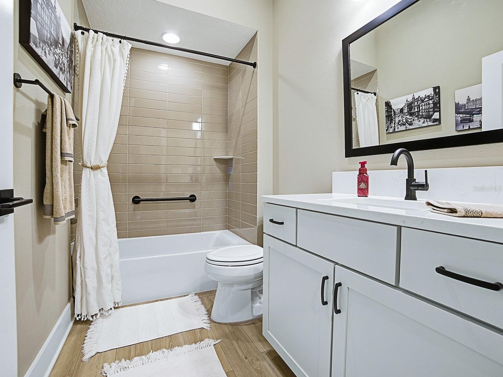 Image 28 of 59 For 7778 Brian Etheredge Way