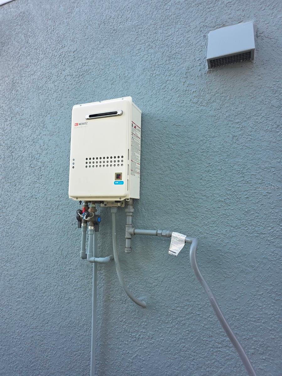 Image 15 of 19 For 3875 Denali Drive