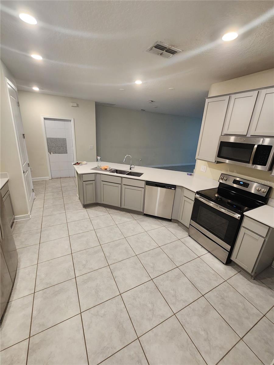 Image 6 of 25 For 741 Simone Court