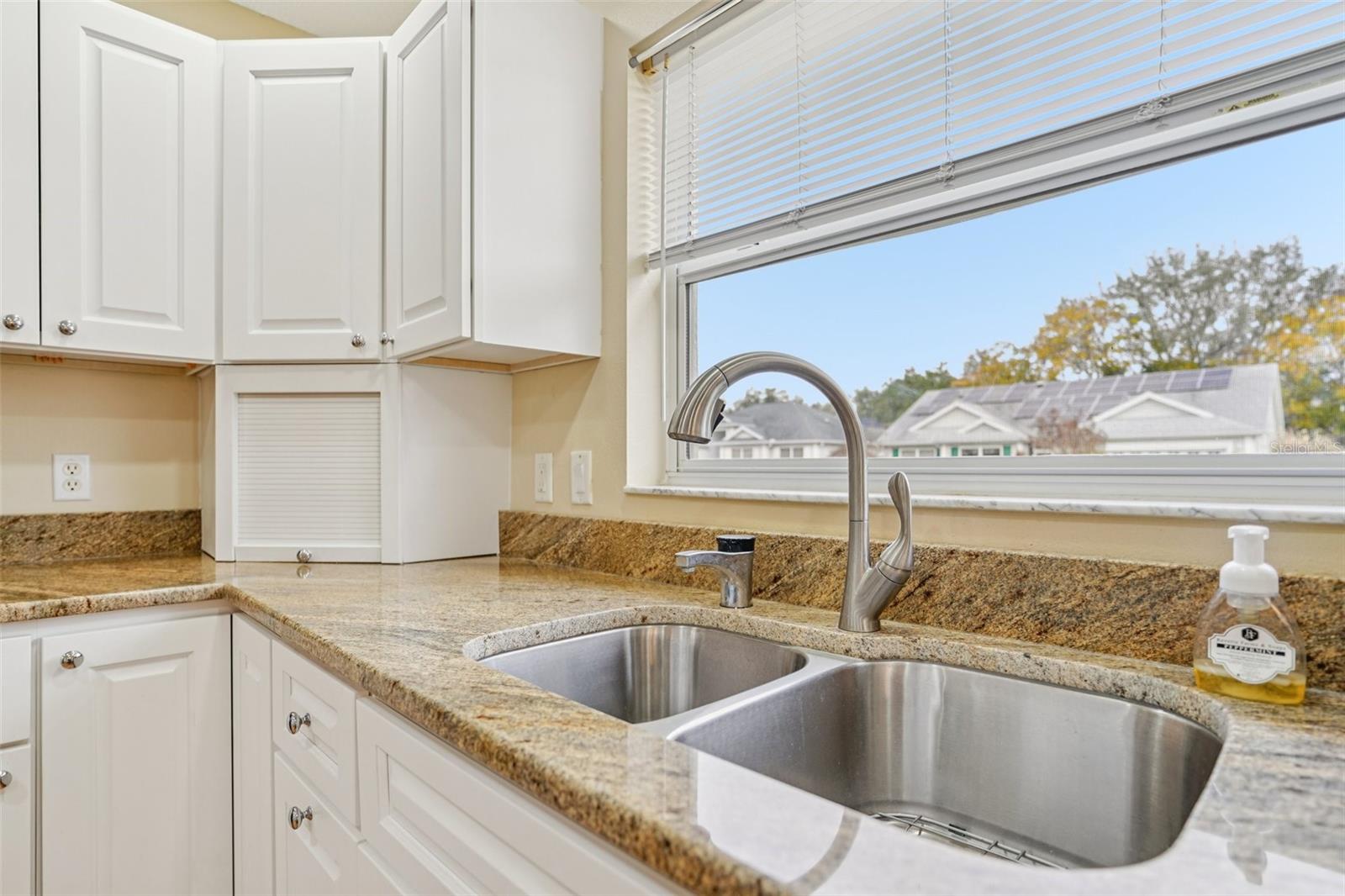 Image 15 of 57 For 1506 Canales Lane