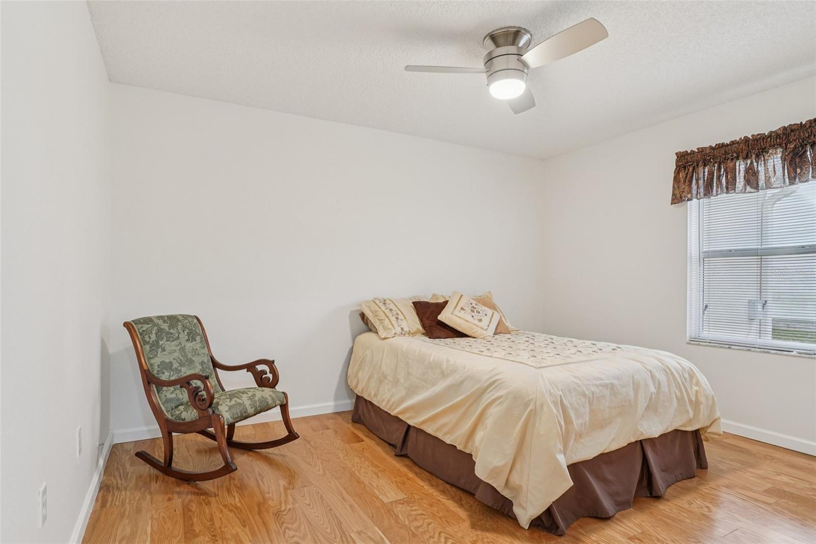 Image 31 of 57 For 1506 Canales Lane