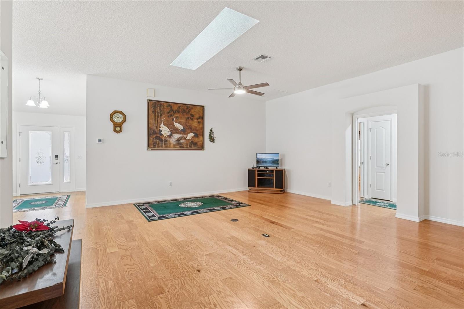 Image 7 of 57 For 1506 Canales Lane