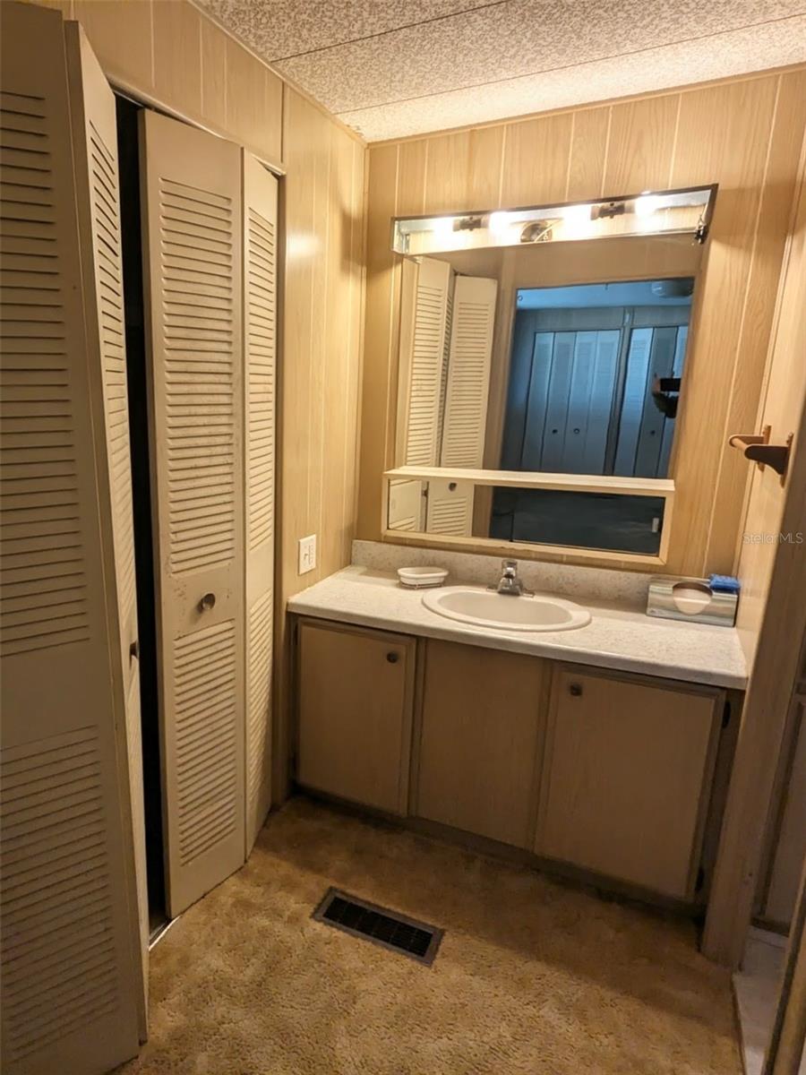 Image 23 of 29 For 162 Woodmere Drive A