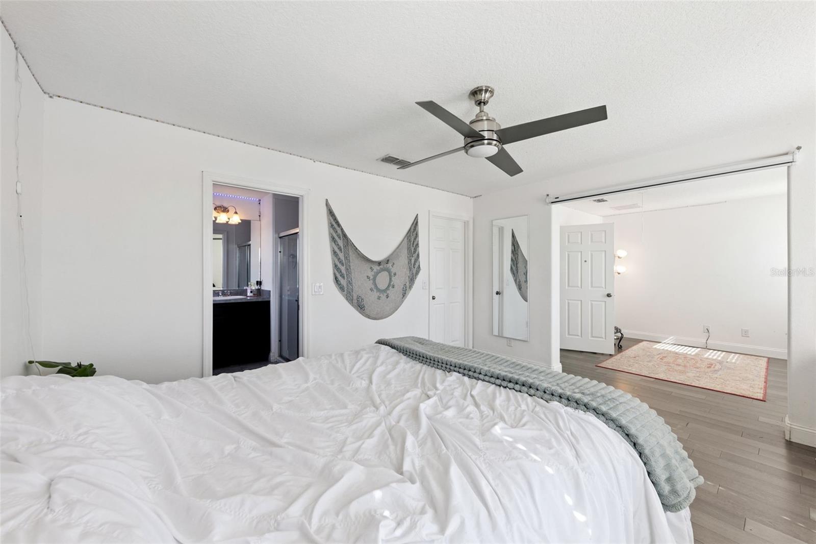 Image 23 of 67 For 2300 Polo Hill Road