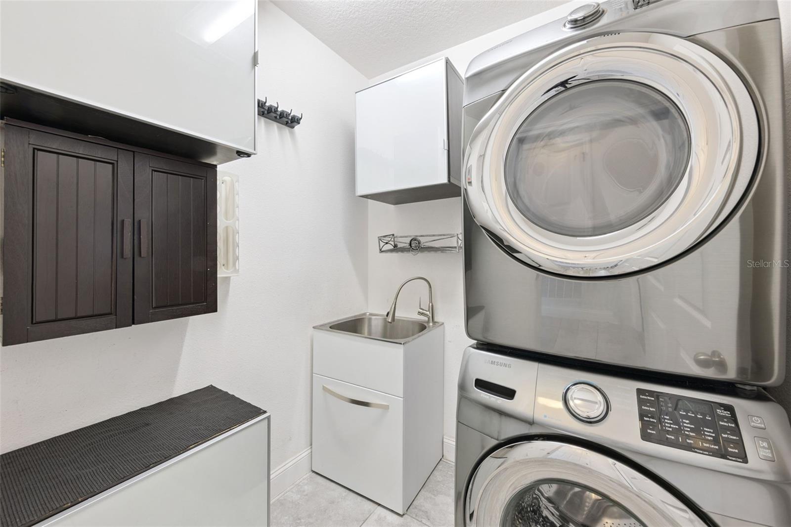 Image 29 of 67 For 2300 Polo Hill Road