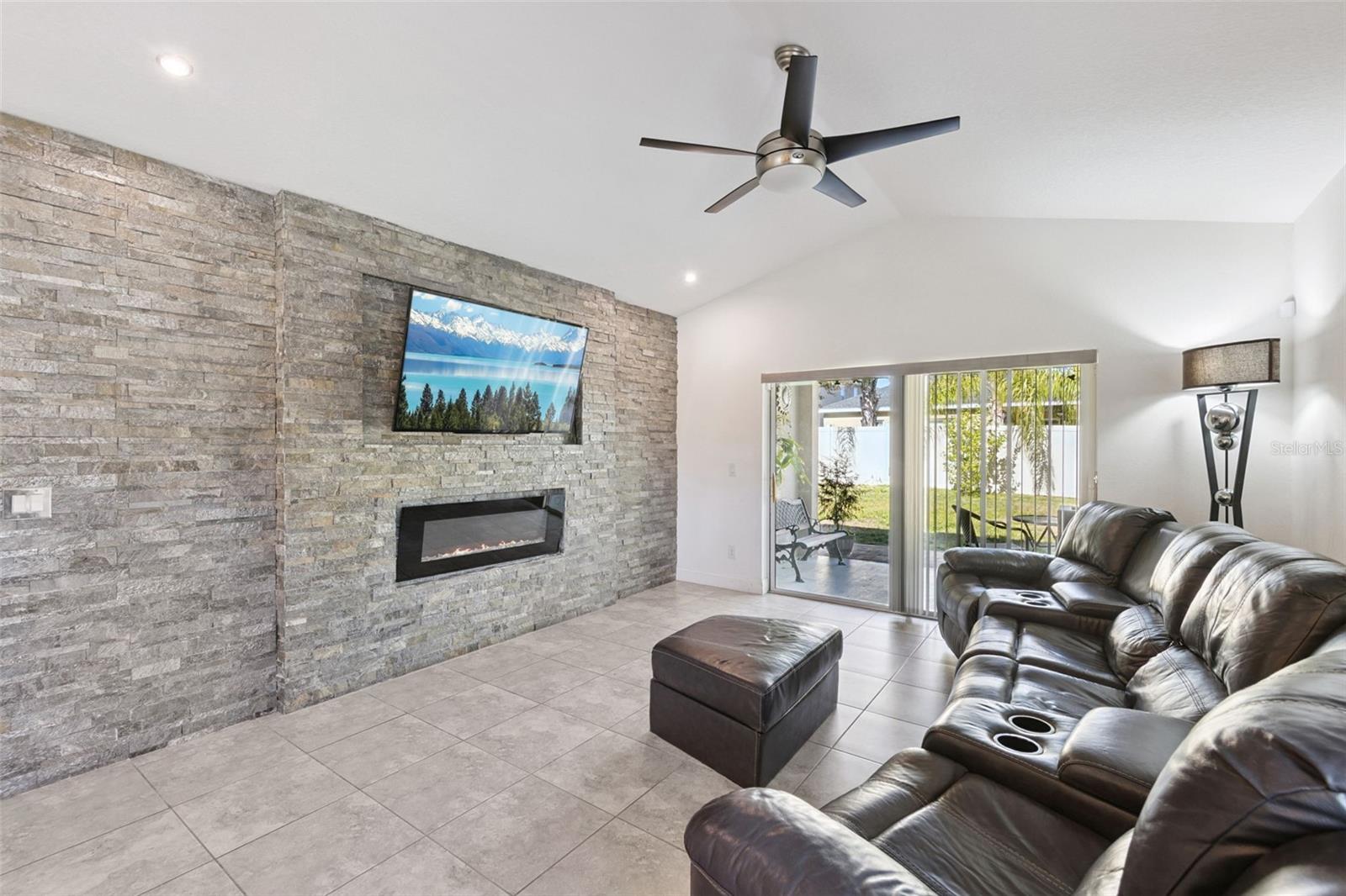 Image 5 of 67 For 2300 Polo Hill Road