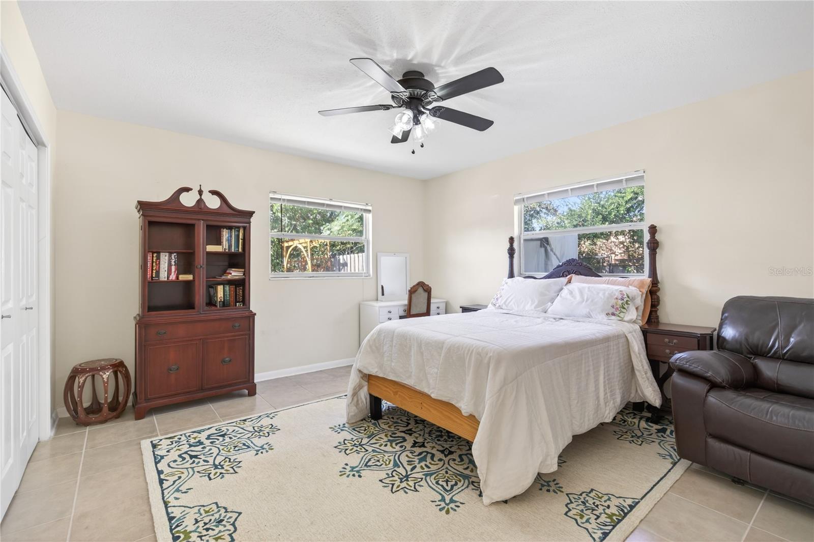 Image 11 of 37 For 1245 Pineapple Lane