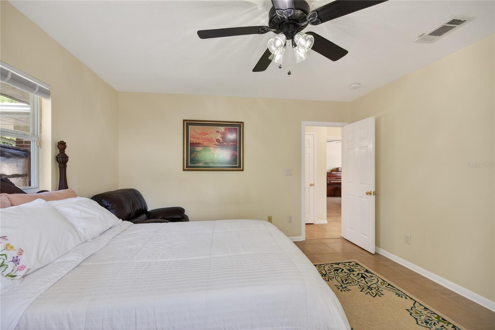 Image 12 of 37 For 1245 Pineapple Lane