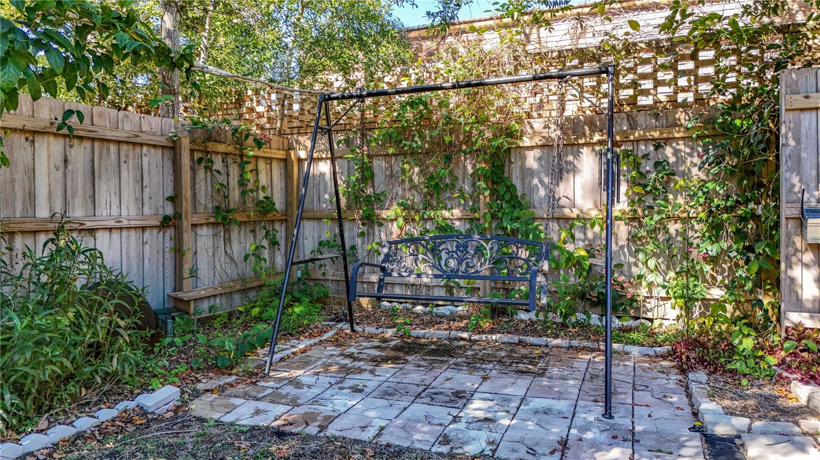 Image 31 of 37 For 1245 Pineapple Lane