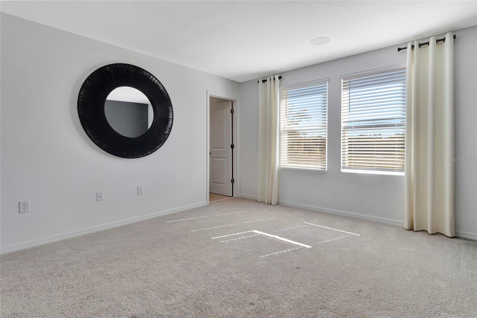 Image 21 of 41 For 2596 Penguin Boulevard