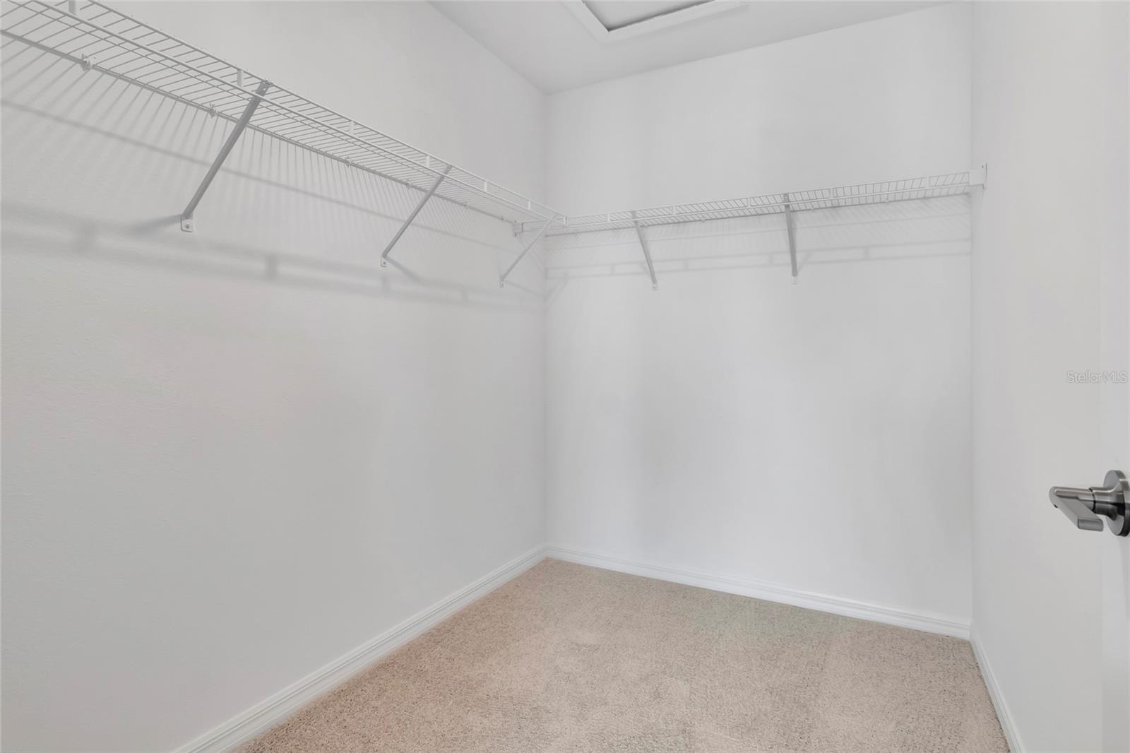 Image 23 of 41 For 2596 Penguin Boulevard