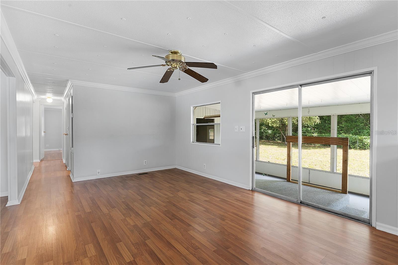 Image 12 of 32 For 302 Ivanhoe Circle