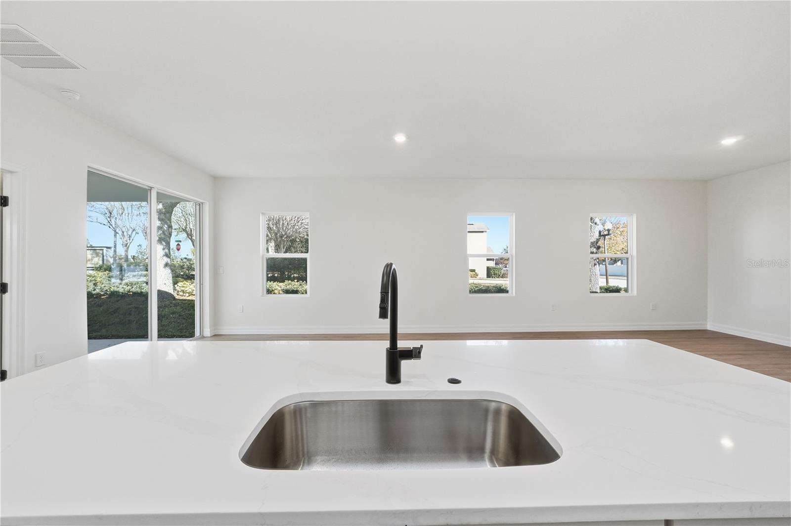 Image 11 of 32 For 1211 Stratton Avenue