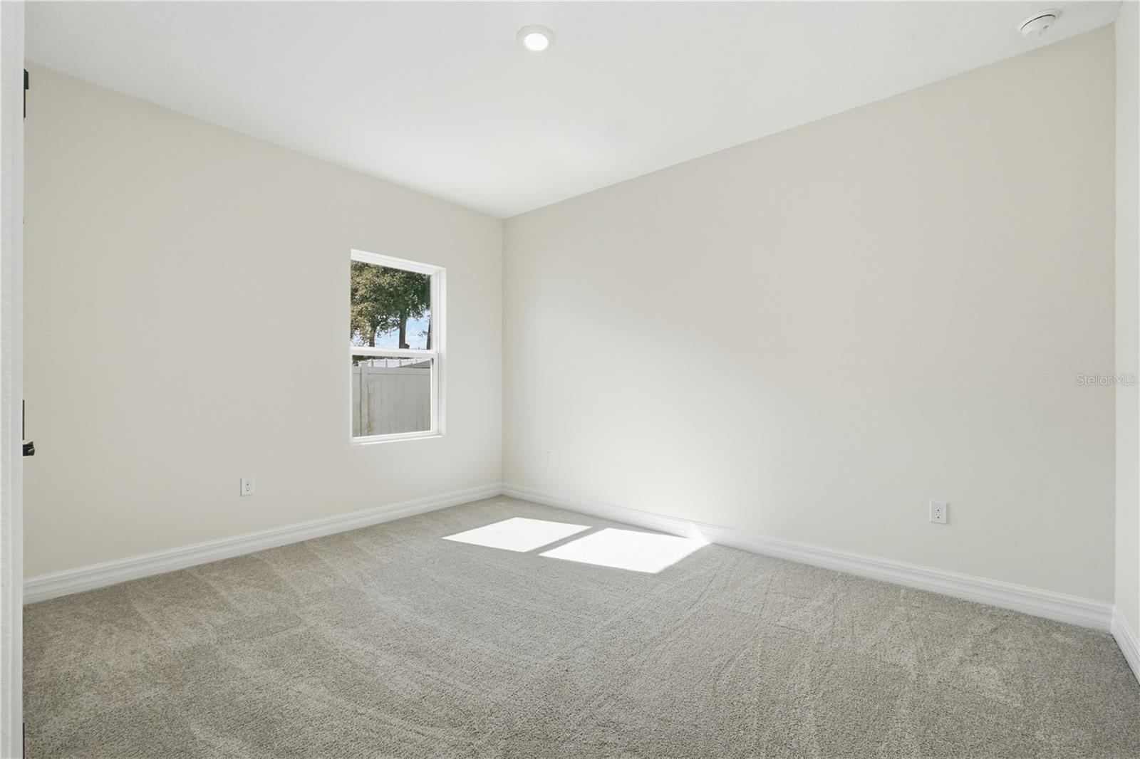 Image 17 of 32 For 1211 Stratton Avenue