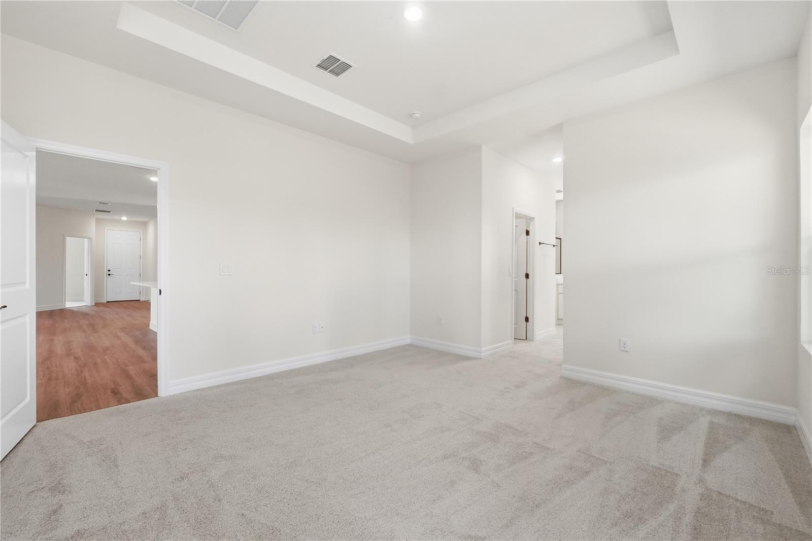 Image 21 of 32 For 1211 Stratton Avenue