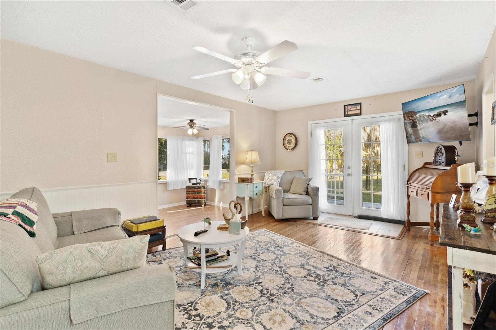 Image 12 of 46 For 32828 Lake Eustis Drive