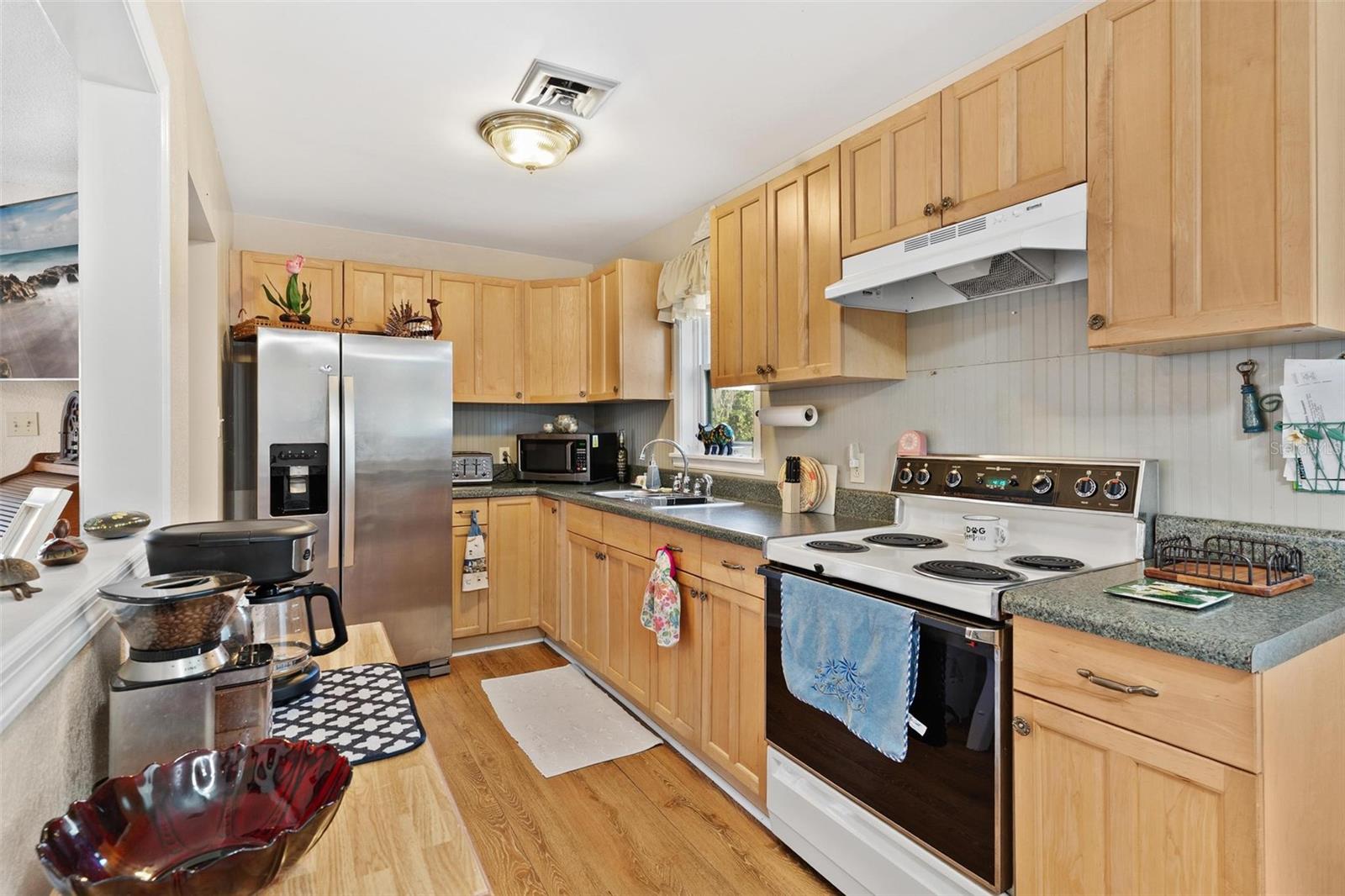 Image 14 of 46 For 32828 Lake Eustis Drive