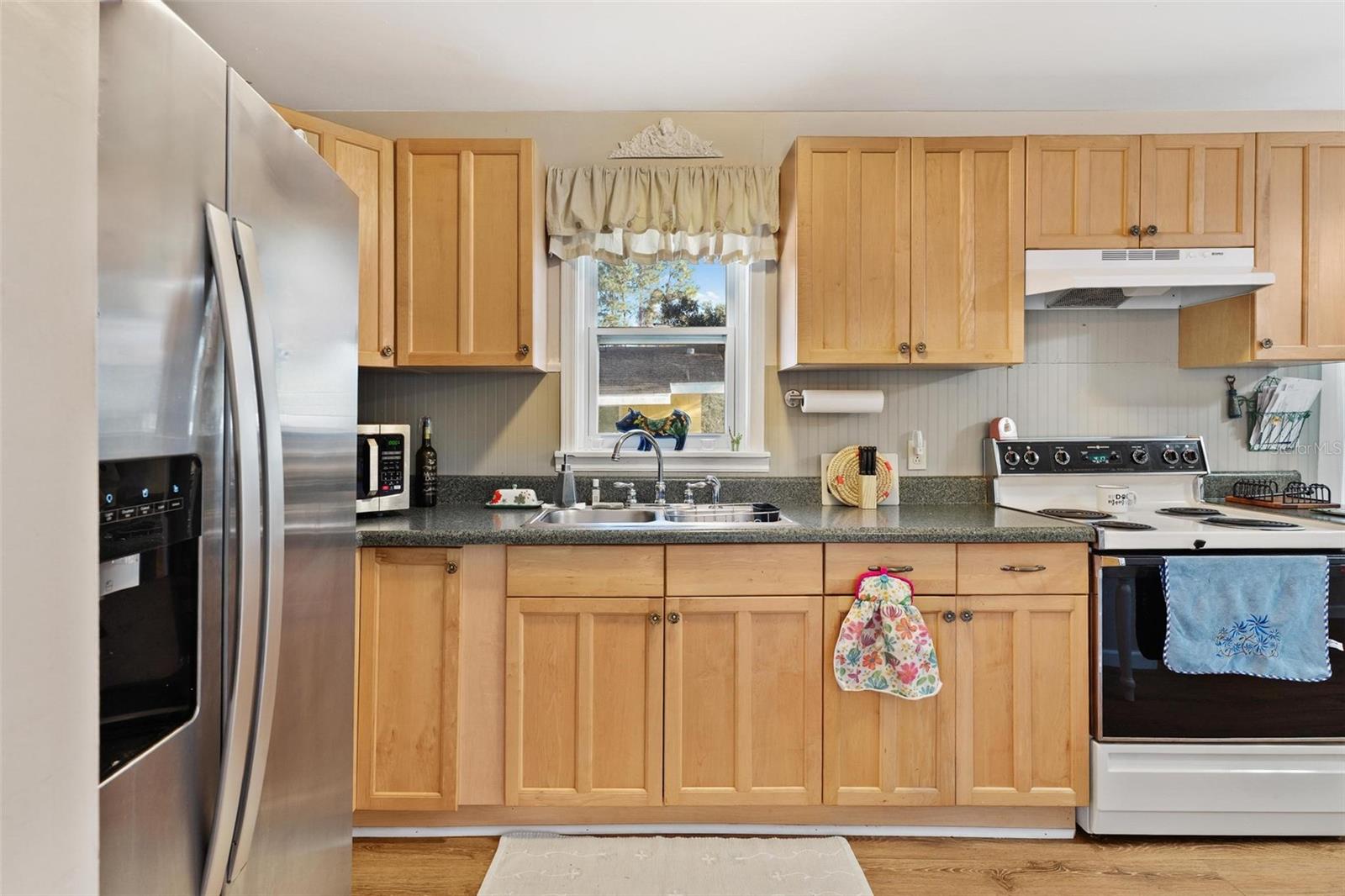 Image 18 of 46 For 32828 Lake Eustis Drive