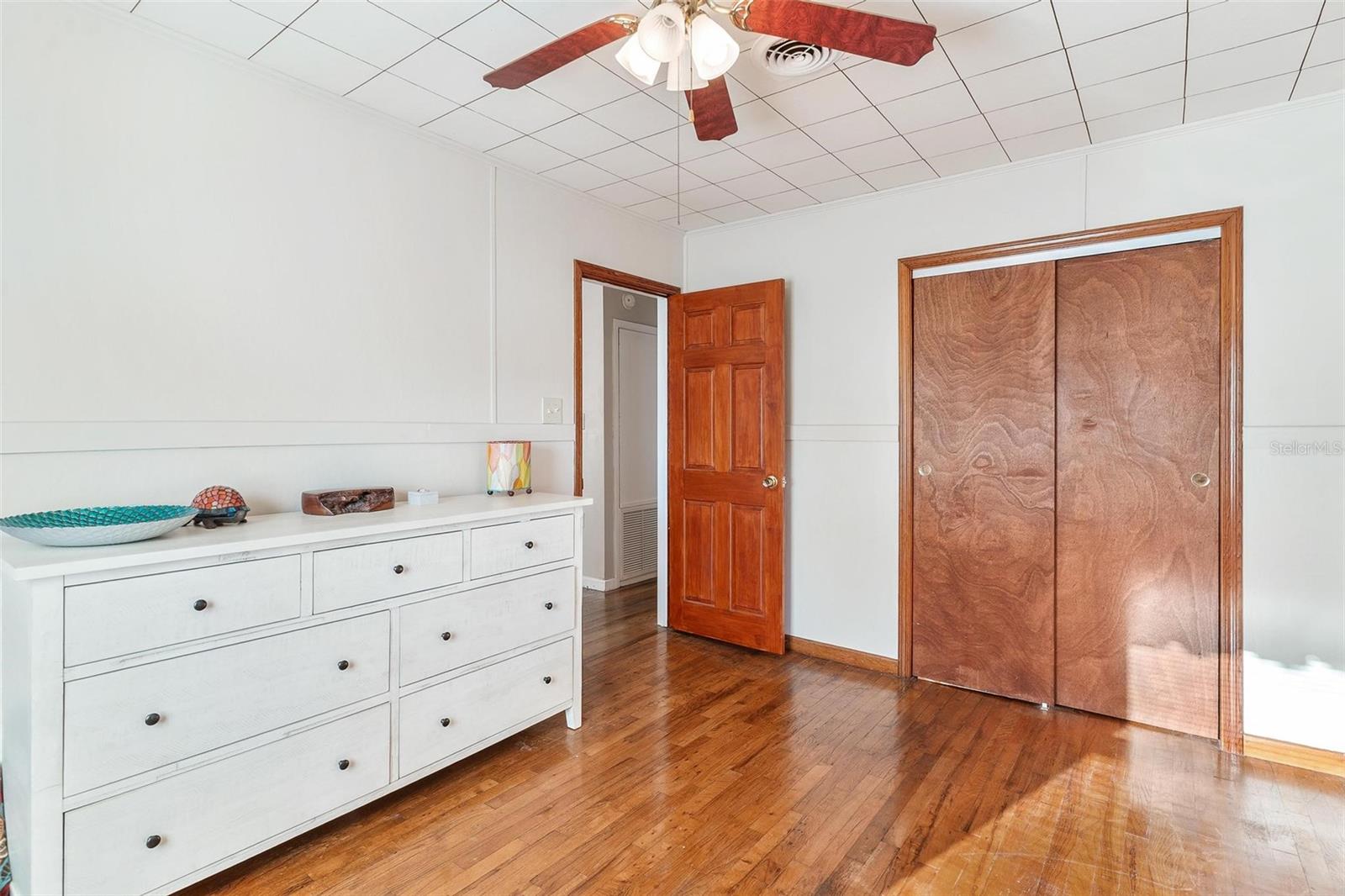 Image 24 of 46 For 32828 Lake Eustis Drive