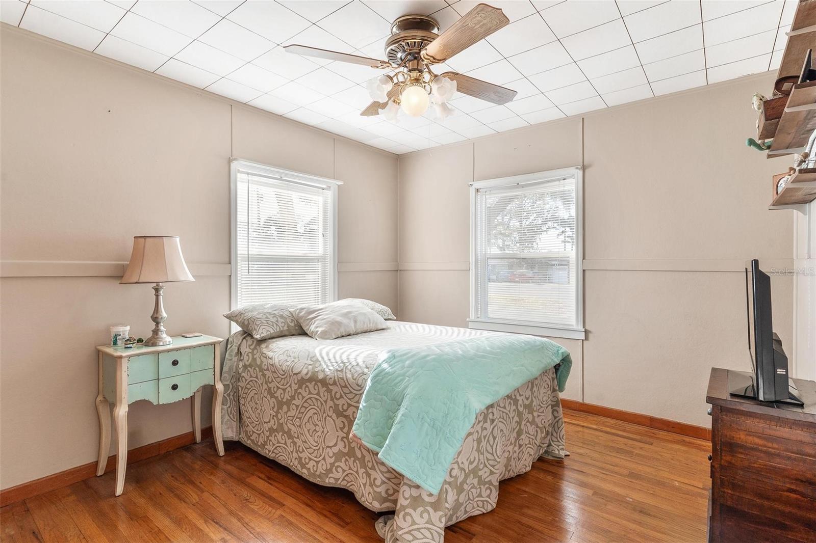 Image 25 of 46 For 32828 Lake Eustis Drive