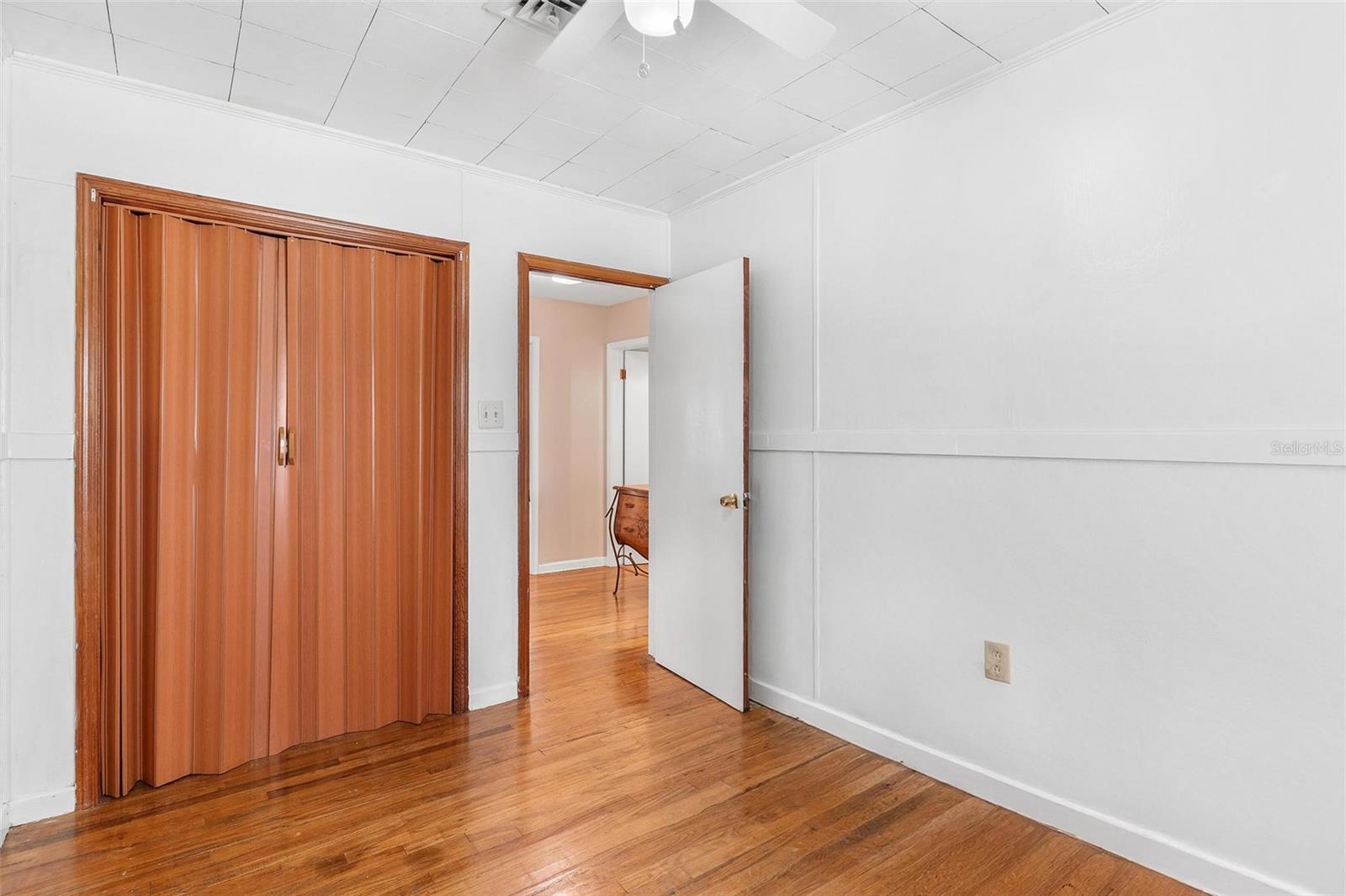 Image 28 of 46 For 32828 Lake Eustis Drive