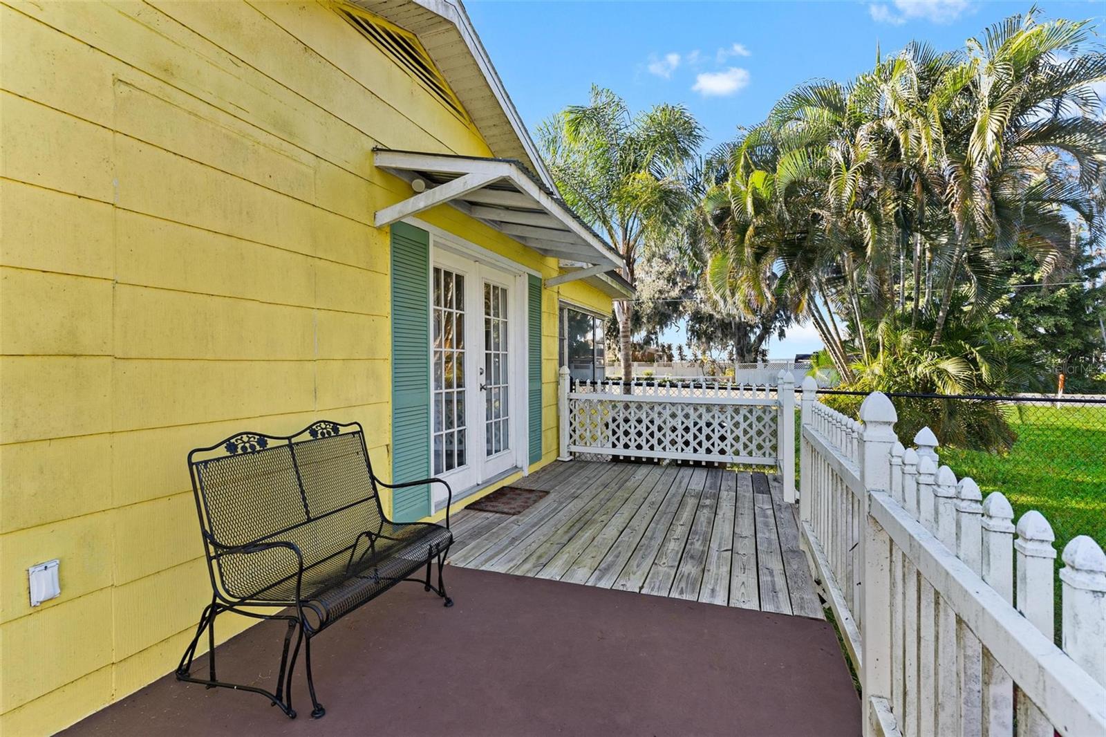 Image 30 of 46 For 32828 Lake Eustis Drive