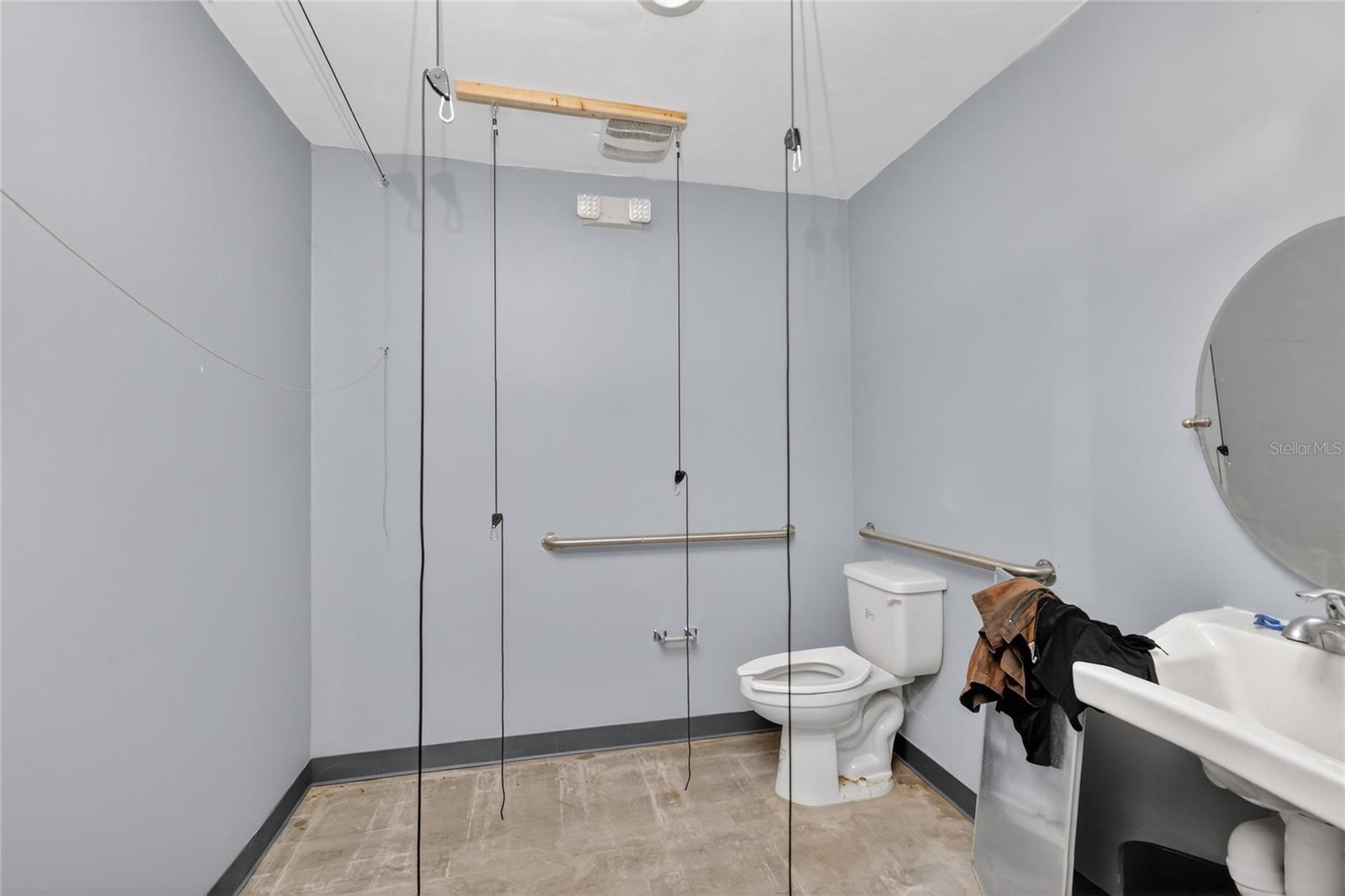 Image 15 of 17 For 3073 37th Place