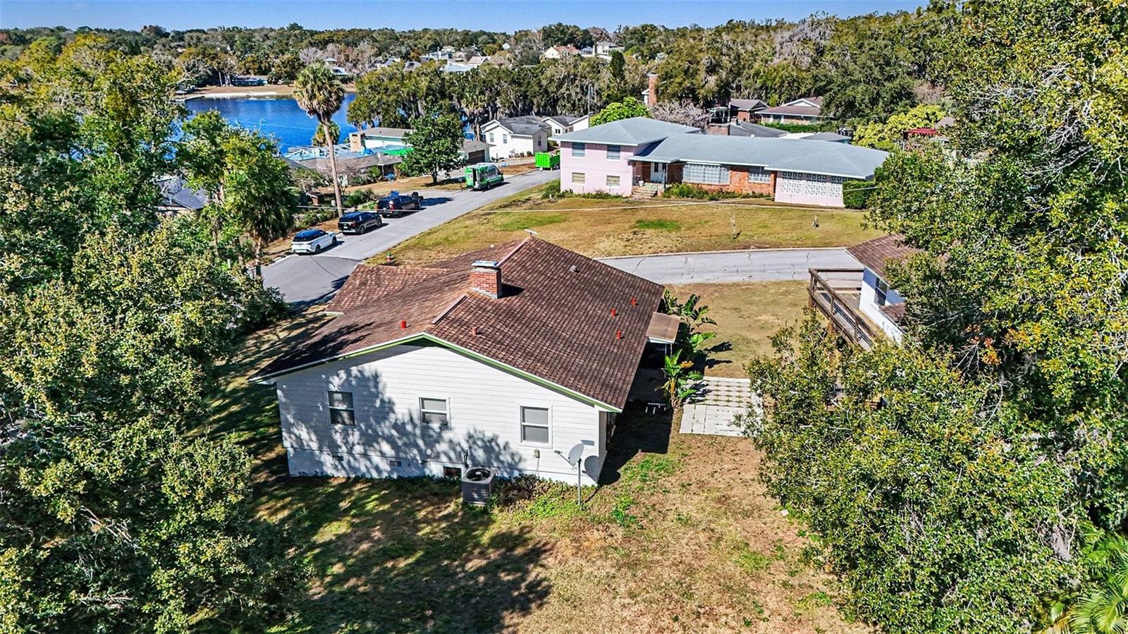 Image 39 of 40 For 1725 Hamilton Street N