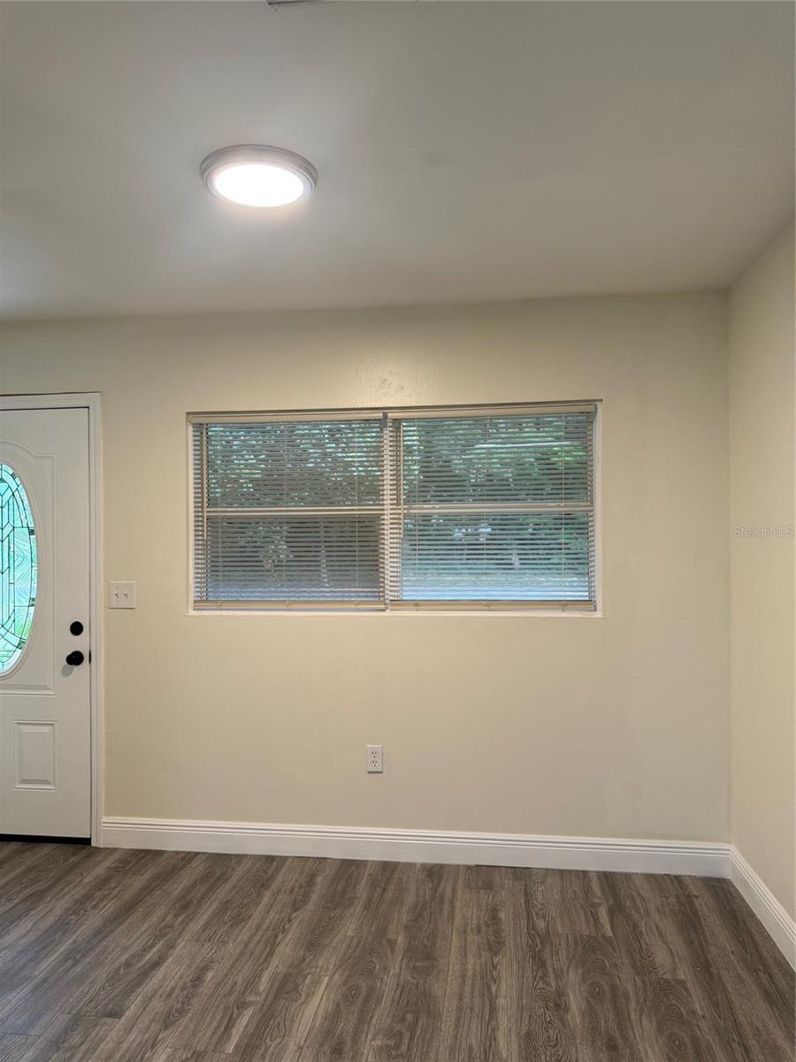 Image 3 of 9 For 34825 Cutoff Road B