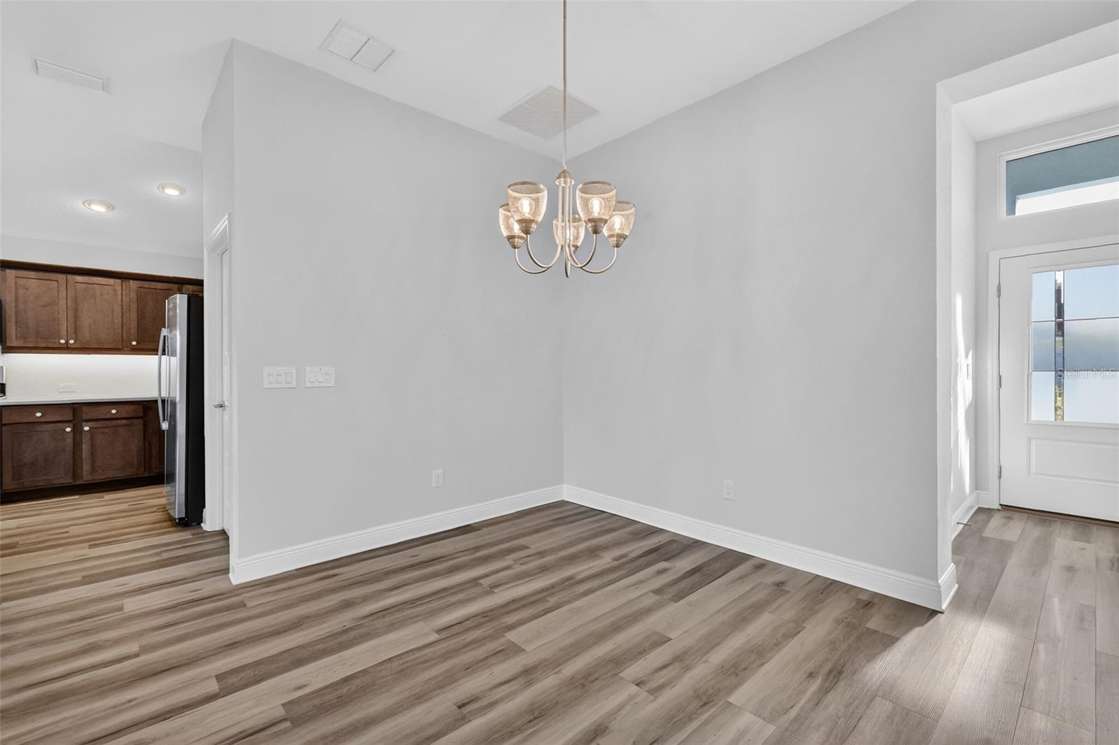 Image 19 of 45 For 4138 Burgess Drive