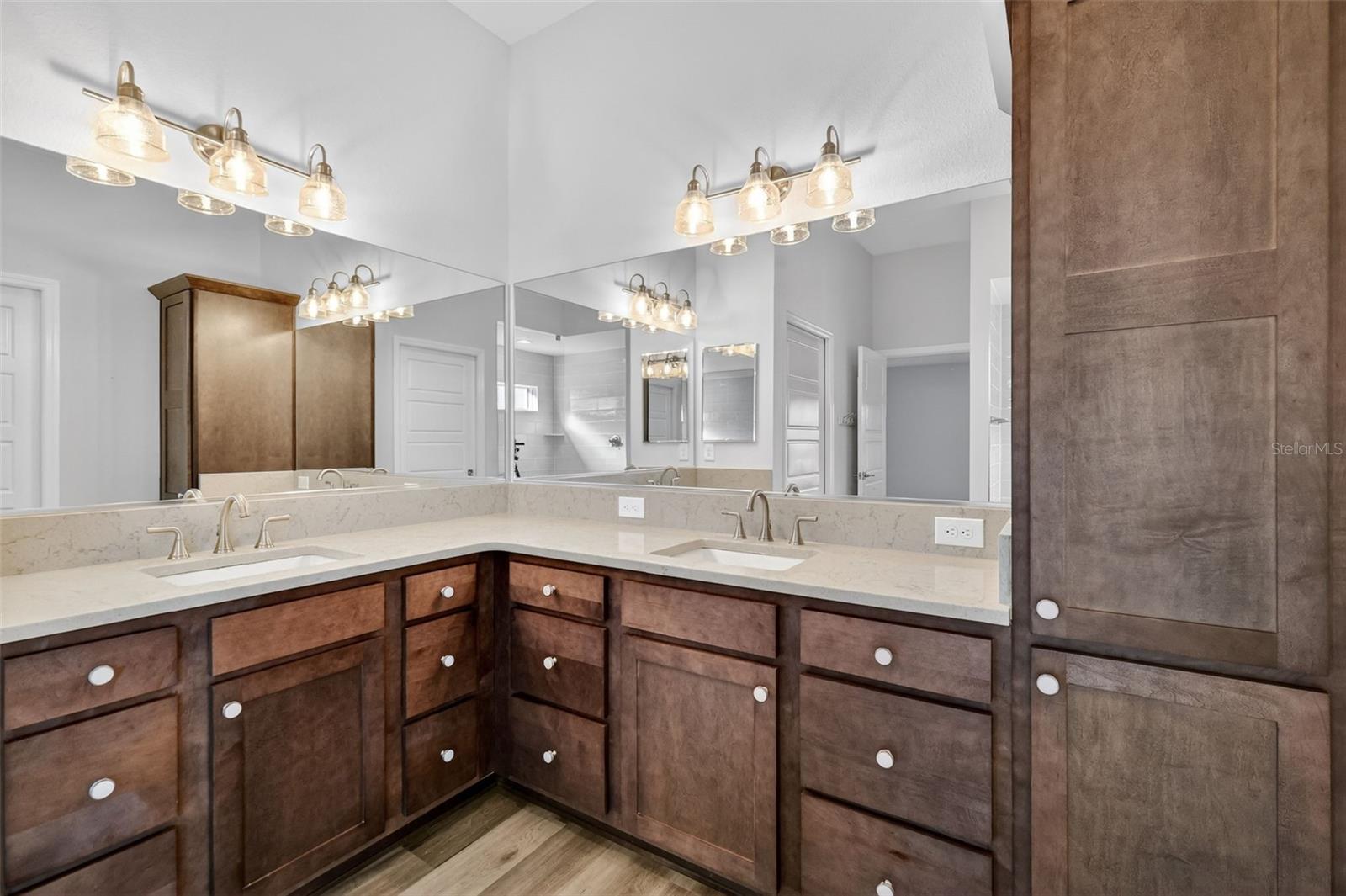 Image 23 of 45 For 4138 Burgess Drive