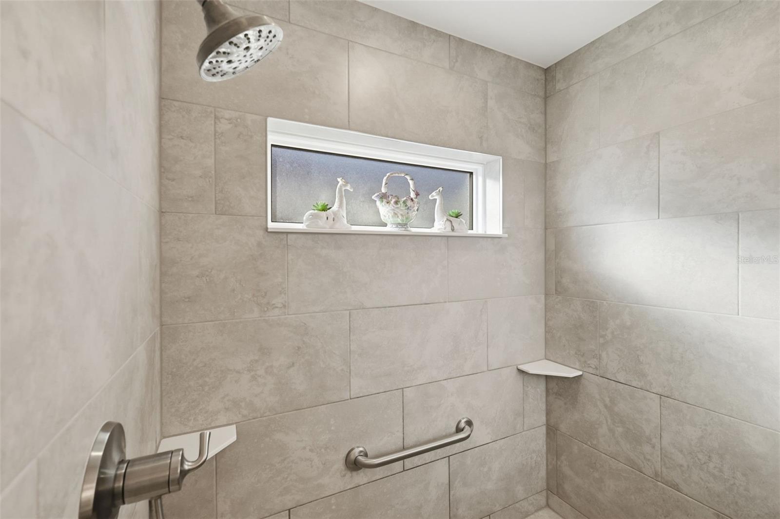 Image 21 of 43 For 4290 Collerette Court