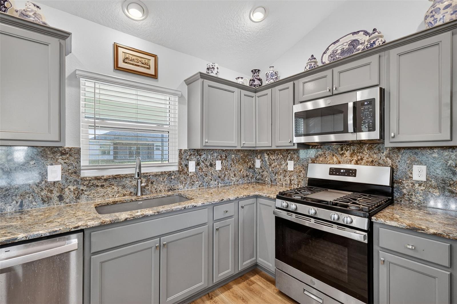 Image 5 of 43 For 4290 Collerette Court