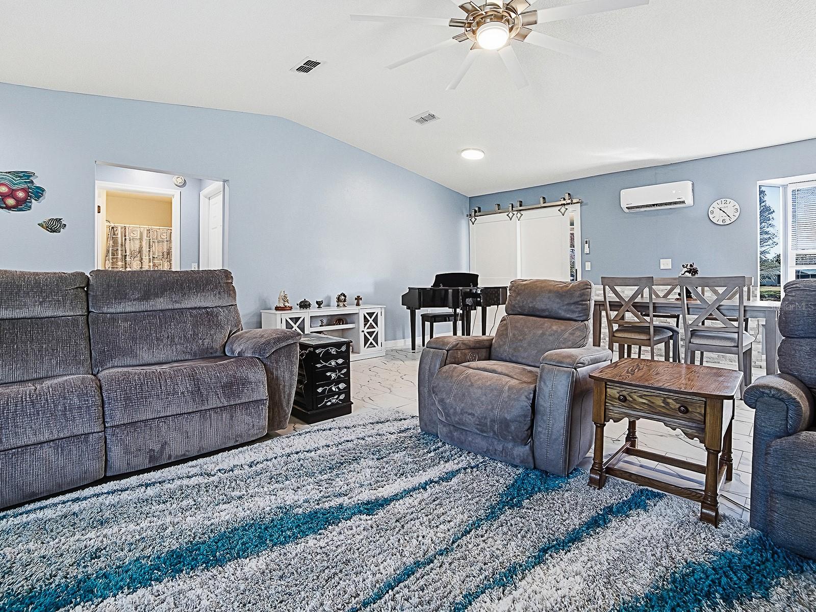 Image 10 of 39 For 243 Willow Brook Drive