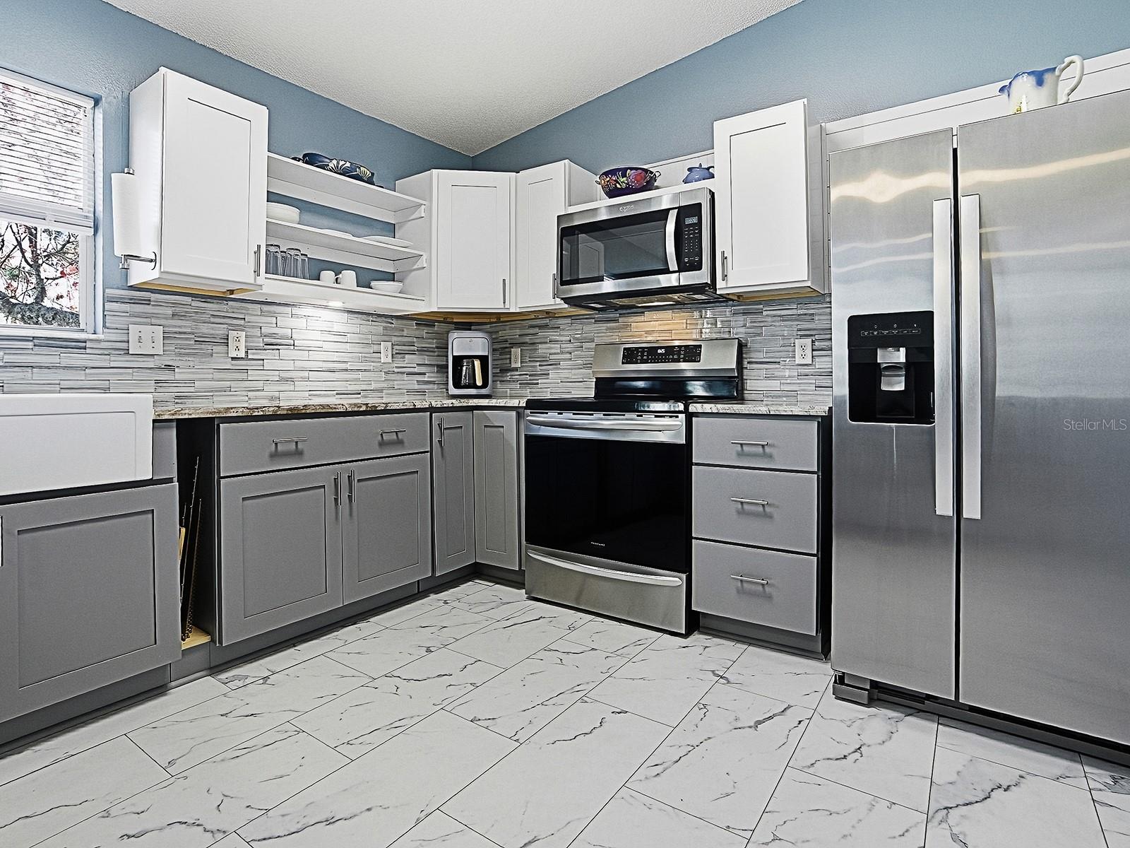 Image 17 of 39 For 243 Willow Brook Drive