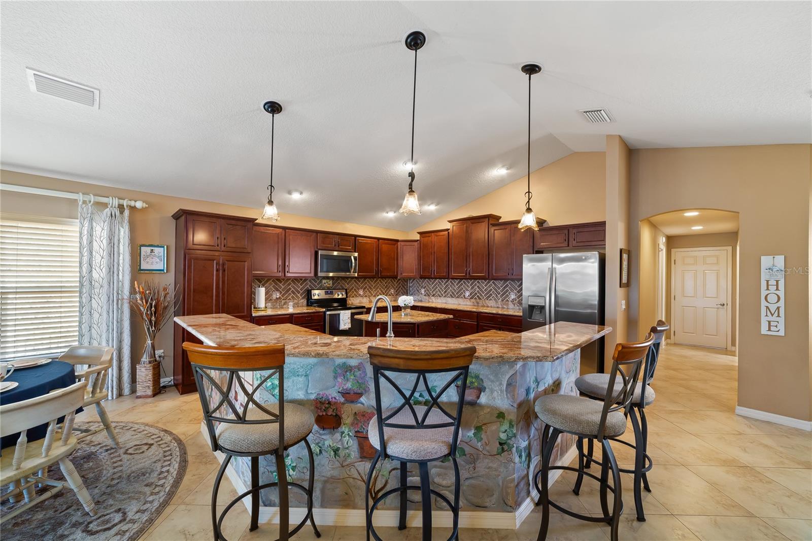 Image 13 of 32 For 9041 166th Kathy Loop