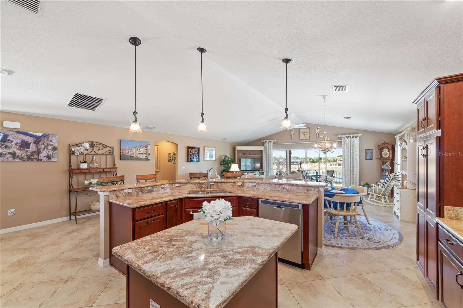 Image 16 of 32 For 9041 166th Kathy Loop