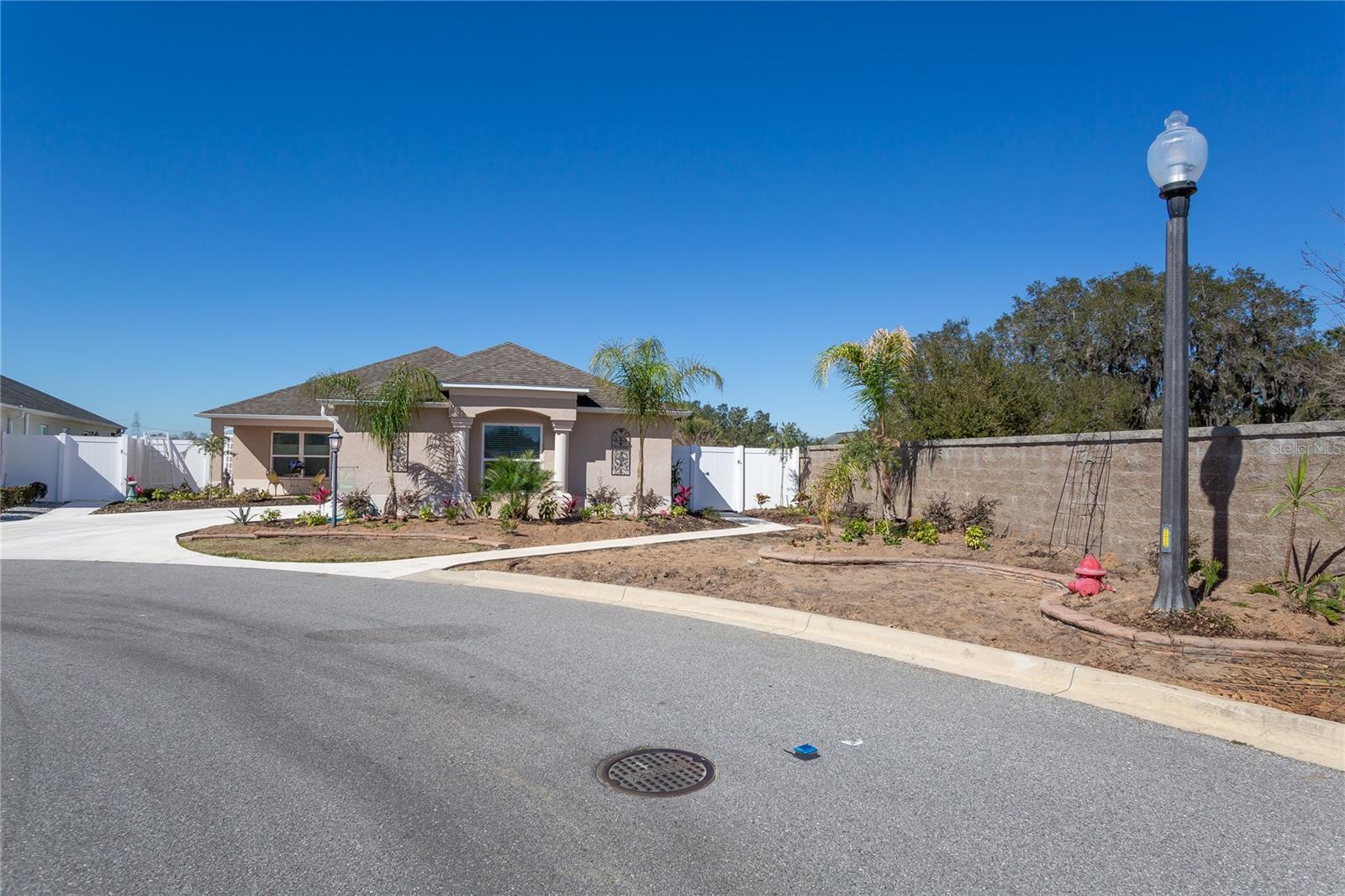 Image 3 of 32 For 9041 166th Kathy Loop