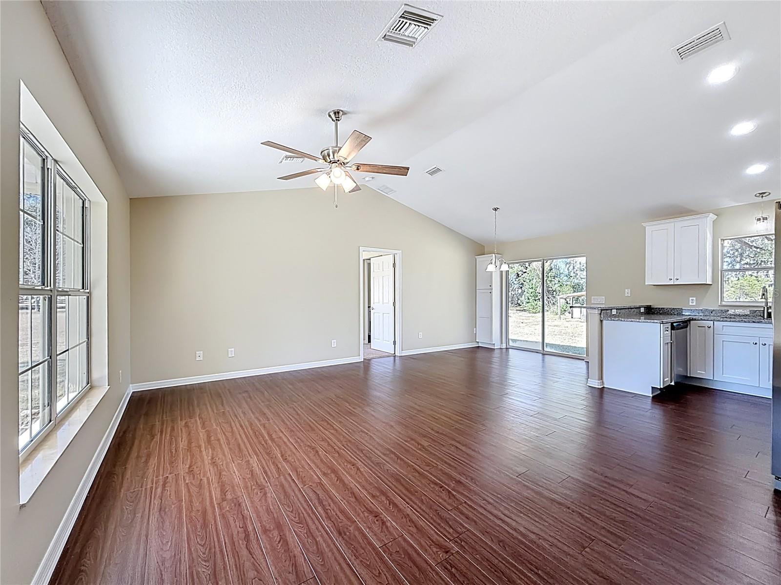 Image 18 of 33 For 1314 68th Avenue