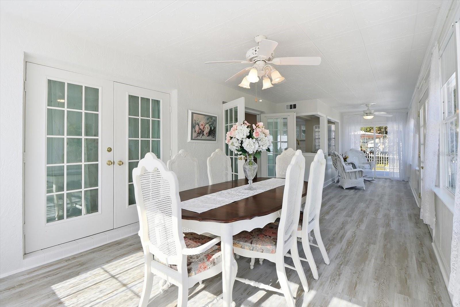 Image 14 of 47 For 5152 S.pointe