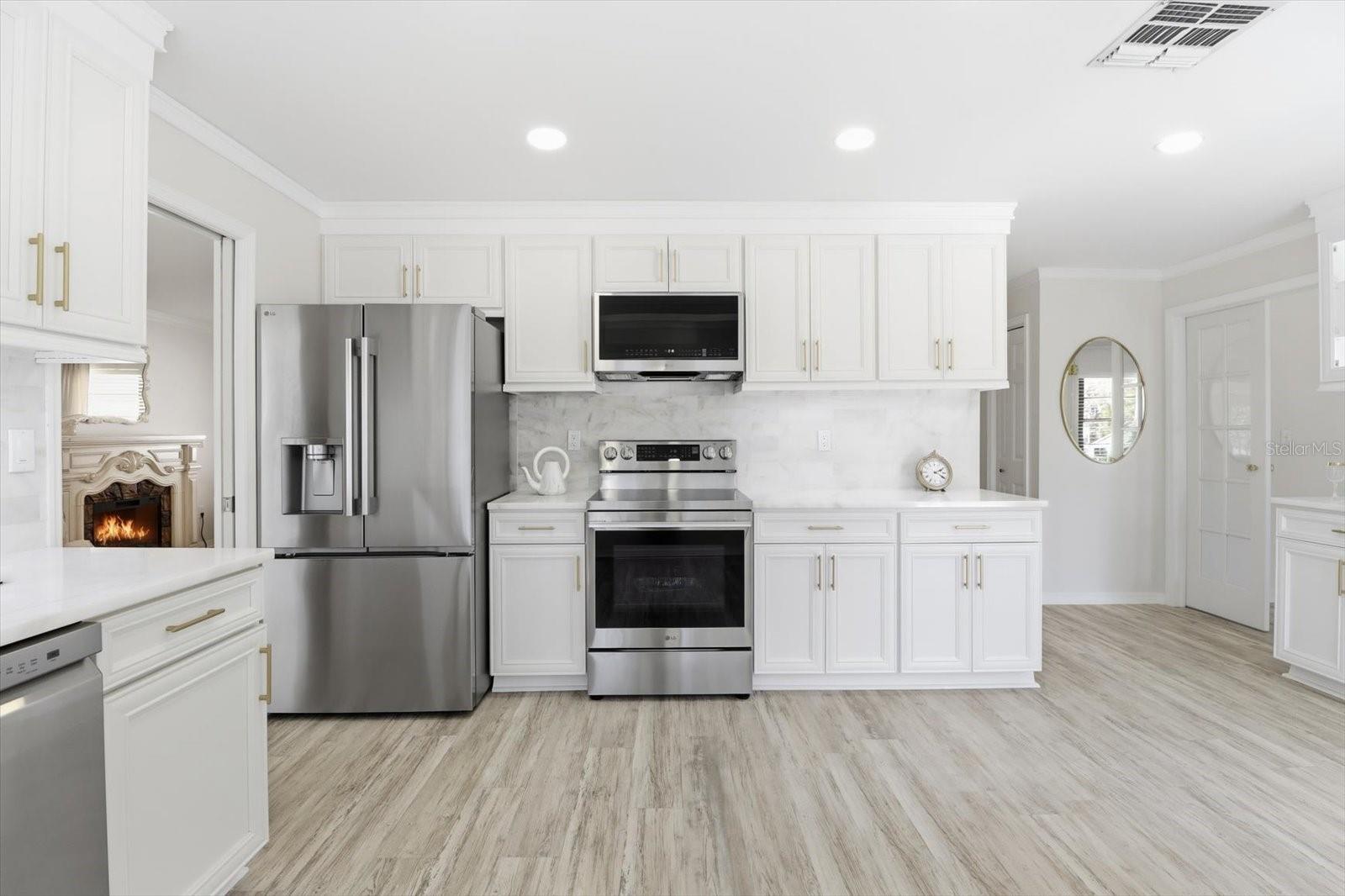 Image 17 of 47 For 5152 S.pointe