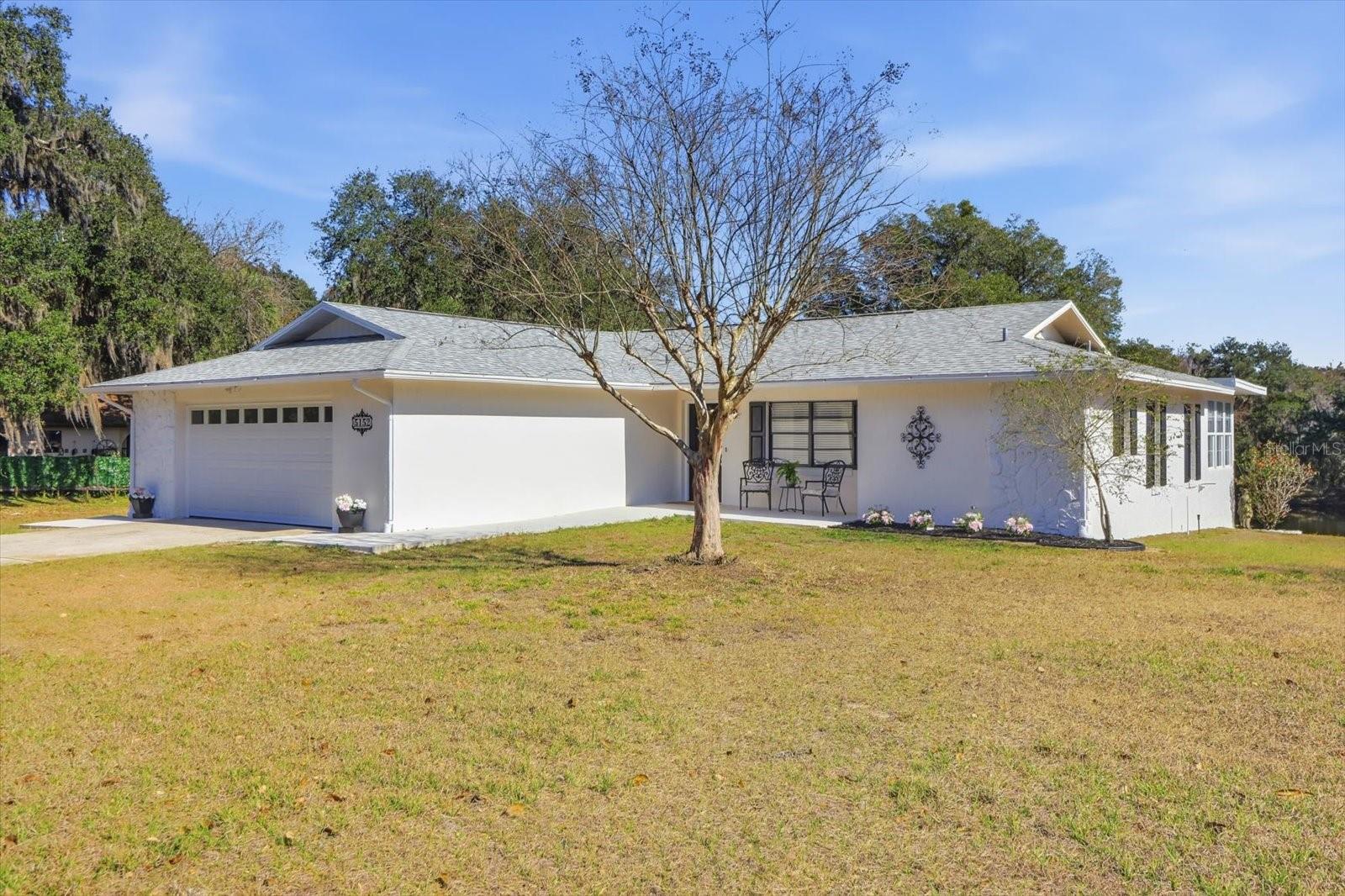 Image 3 of 47 For 5152 S.pointe