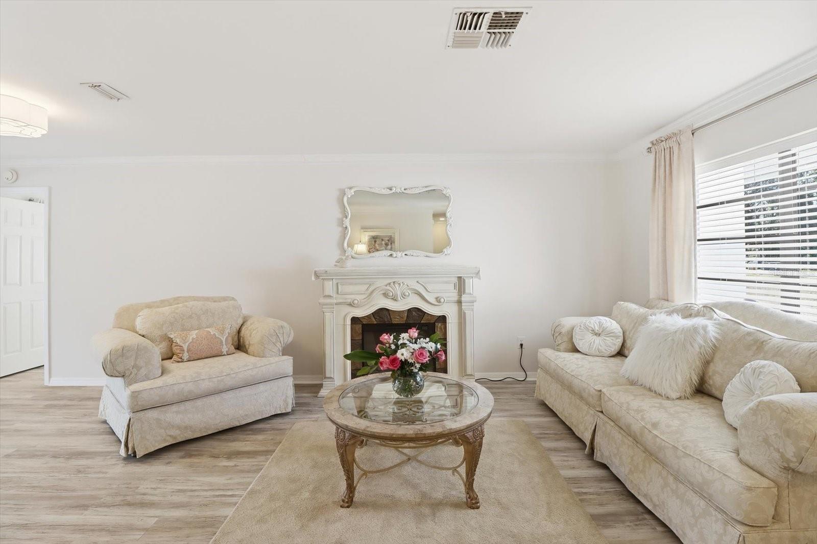 Image 8 of 47 For 5152 S.pointe