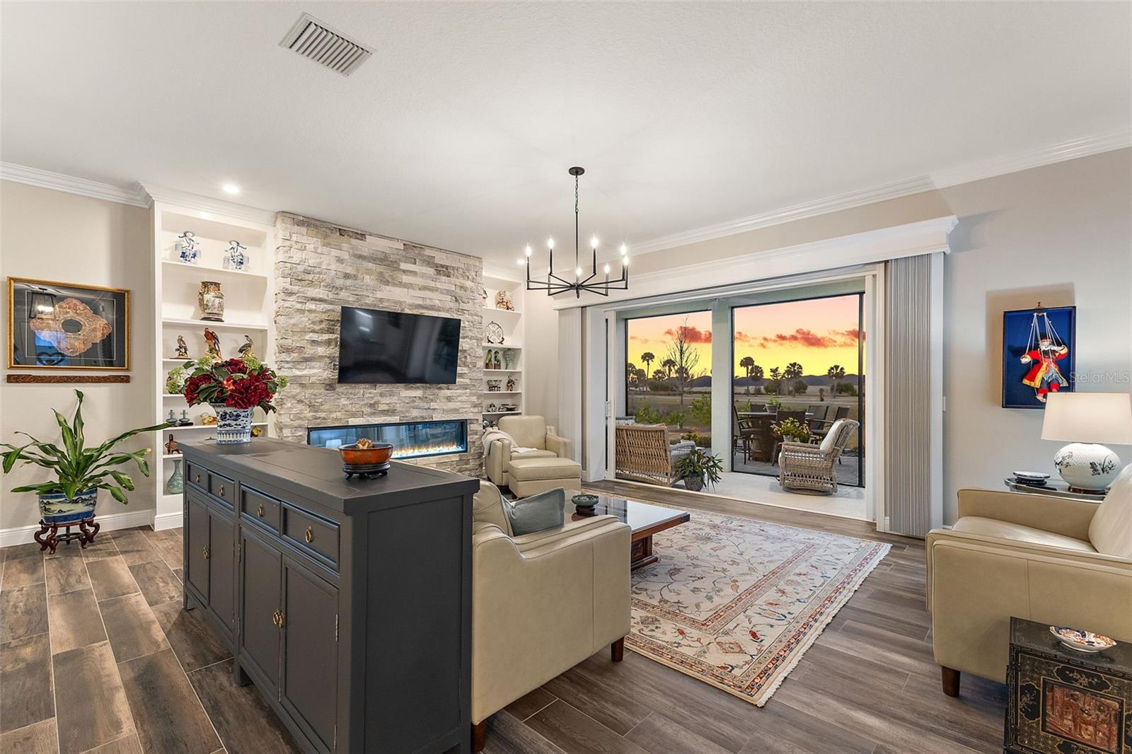 Image 13 of 72 For 1148 Skates Street