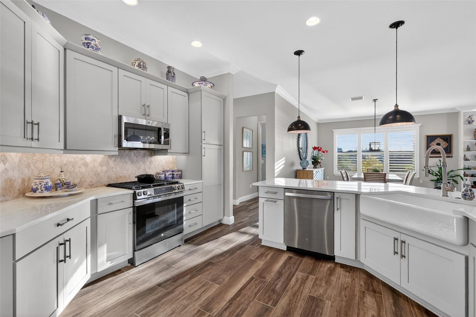 Image 21 of 72 For 1148 Skates Street