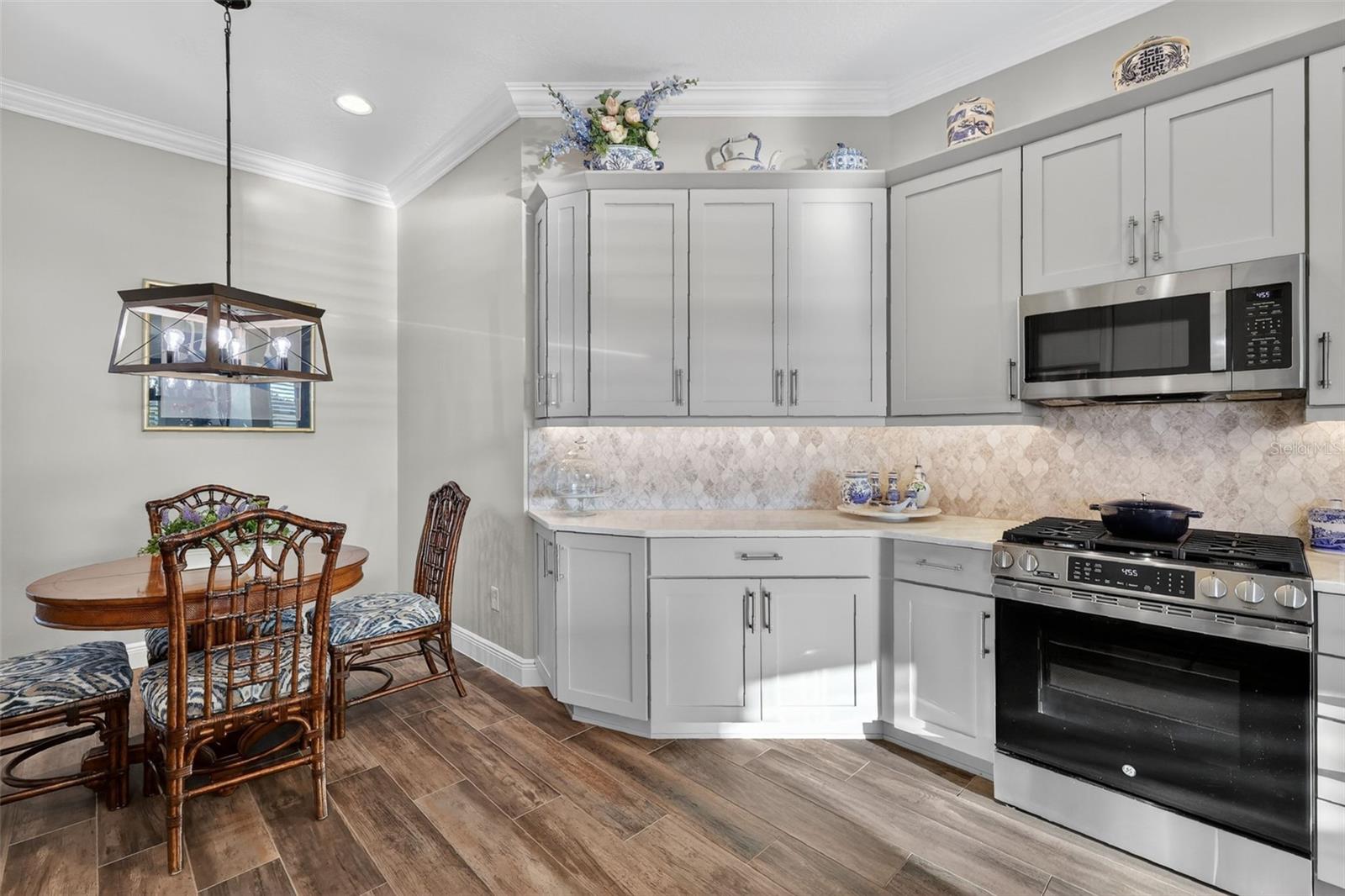 Image 22 of 72 For 1148 Skates Street